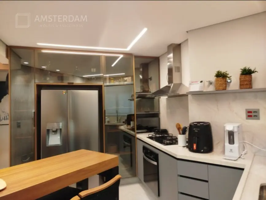 Foto 6 de Apartamento com 4 quartos à venda, 137m2 em Bertioga - SP