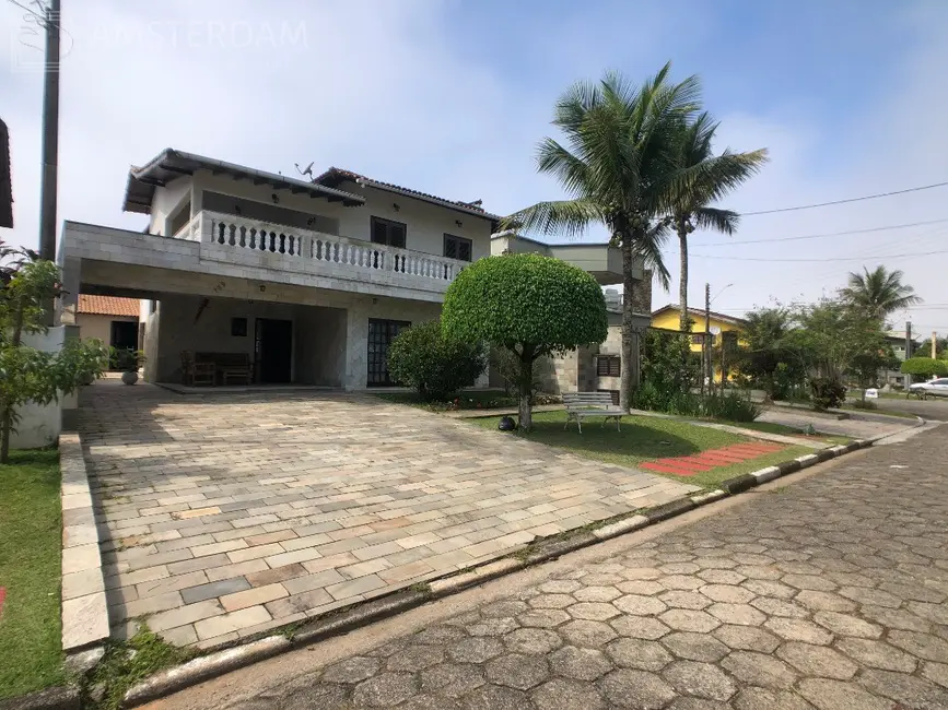 Foto 1 de Casa de Condomínio com 8 quartos à venda, 349m2 em Bertioga - SP