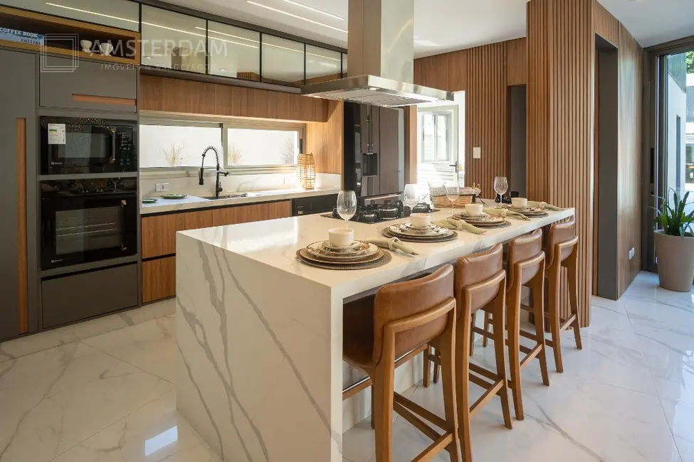 Casa de Condomínio com 6 quartos à venda, 770m2 em Bertioga - SP - imagem 8 Foto 8 de Casa de Condomínio com 6 quartos à venda, 770m2 em Bertioga - SP