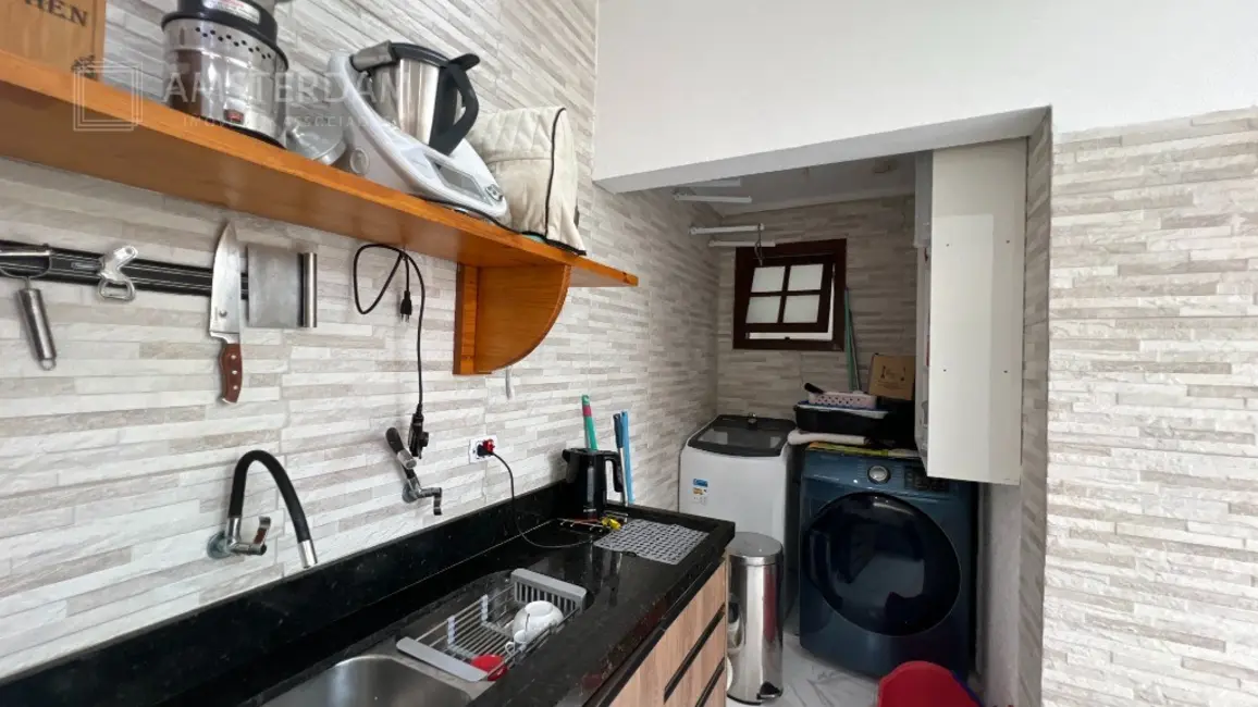Foto 8 de Casa de Condomínio com 2 quartos à venda, 90m2 em Bertioga - SP