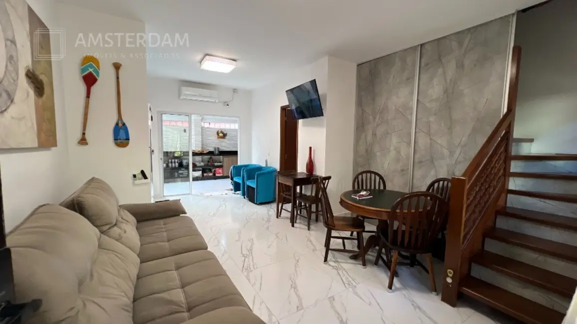 Foto 4 de Casa de Condomínio com 2 quartos à venda, 90m2 em Bertioga - SP