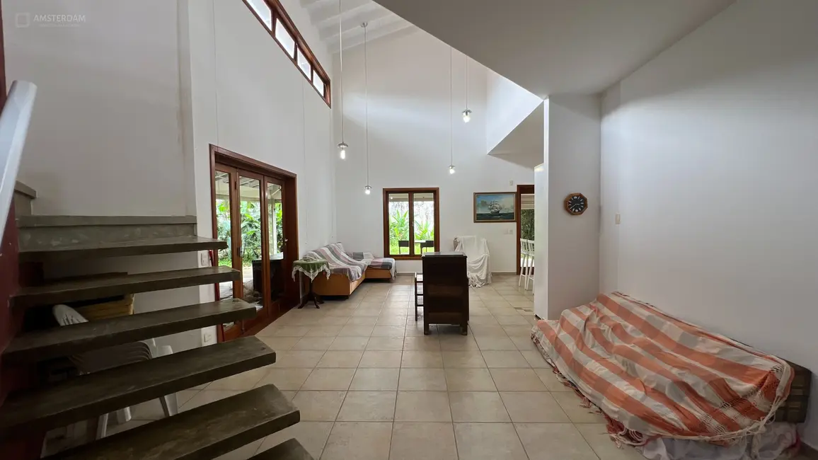 Foto 8 de Casa de Condomínio com 3 quartos à venda, 300m2 em Bertioga - SP