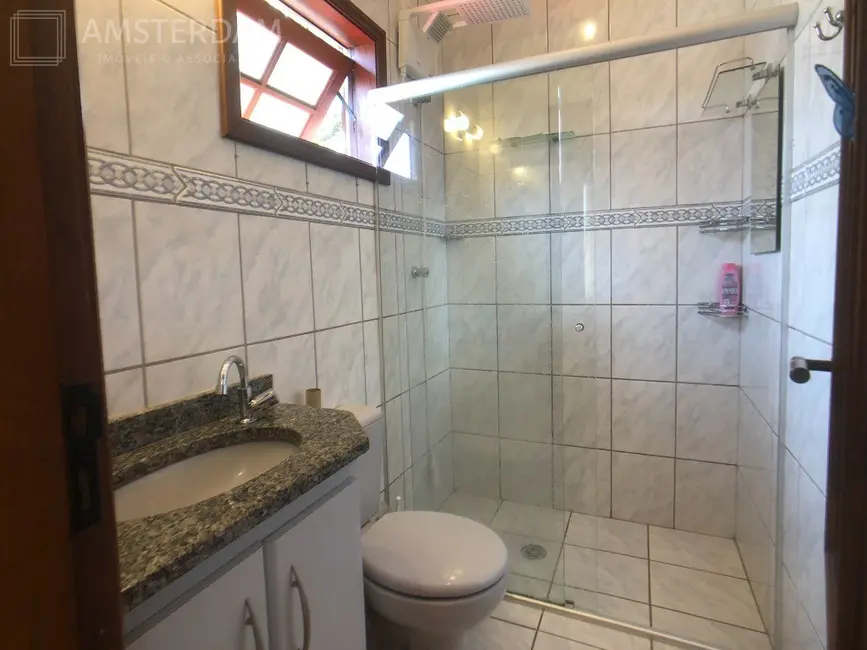 Foto 9 de Casa de Condomínio com 2 quartos à venda, 80m2 em Bertioga - SP