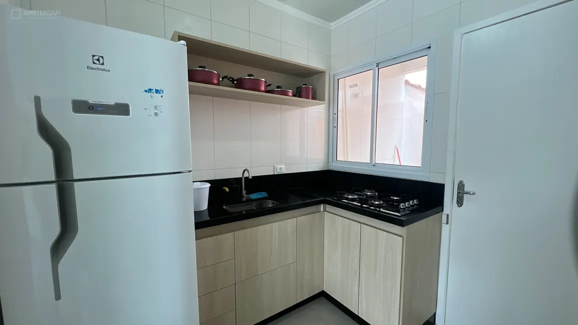 Foto 2 de Casa de Condomínio com 2 quartos à venda, 60m2 em Centro, Bertioga - SP
