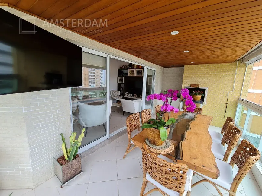 Foto 9 de Apartamento com 4 quartos à venda, 161m2 em Bertioga - SP