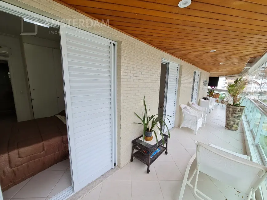 Foto 5 de Apartamento com 4 quartos à venda, 161m2 em Bertioga - SP