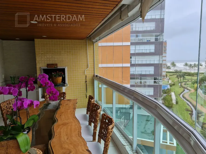 Foto 2 de Apartamento com 4 quartos à venda, 161m2 em Bertioga - SP