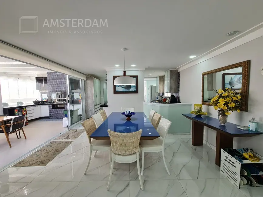 Foto 3 de Apartamento com 5 quartos à venda, 215m2 em Bertioga - SP