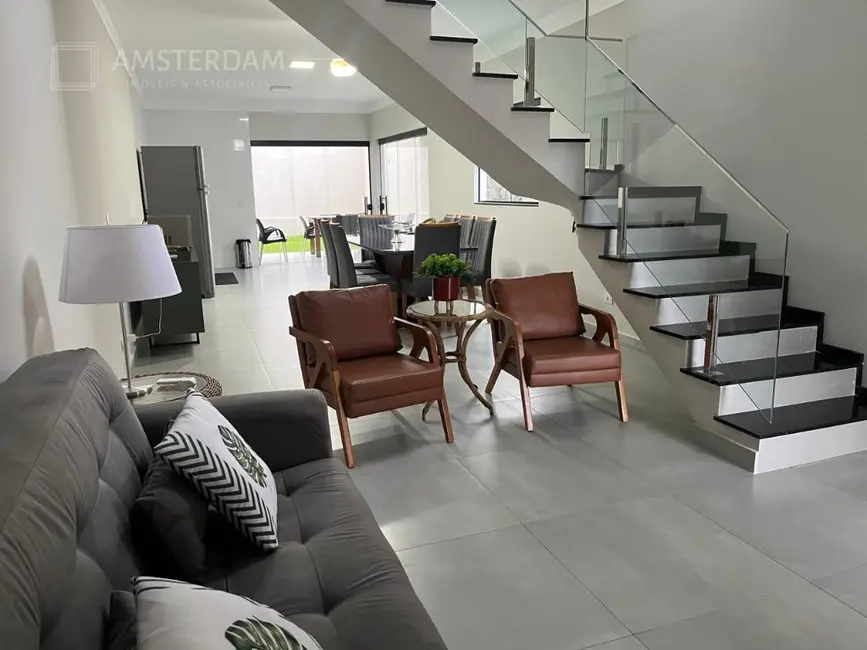 Foto 3 de Casa com 3 quartos à venda, 165m2 em Bertioga - SP