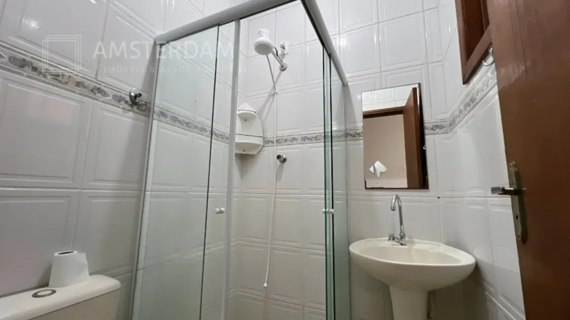 Foto 6 de Casa de Condomínio com 2 quartos para alugar, 75m2 em Bertioga - SP