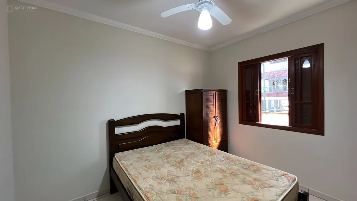 Foto 6 de Casa de Condomínio com 2 quartos para alugar, 79m2 em Centro, Bertioga - SP