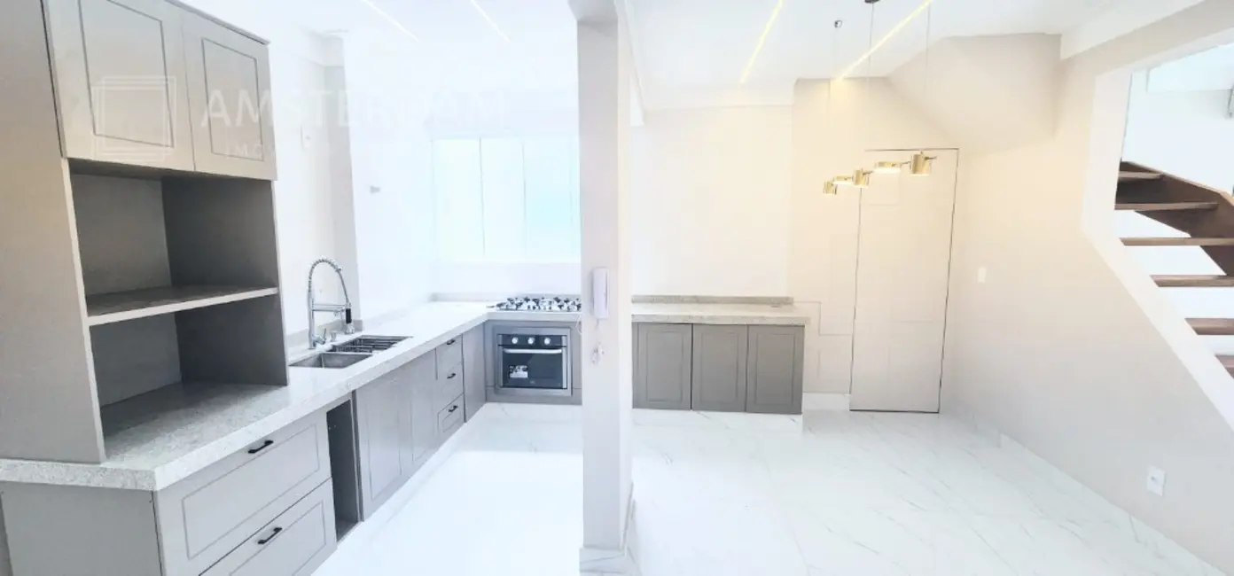 Apartamento com 3 quartos à venda, 141m2 em Centro, Bertioga - SP - imagem 3 Foto 3 de Apartamento com 3 quartos à venda, 141m2 em Centro, Bertioga - SP