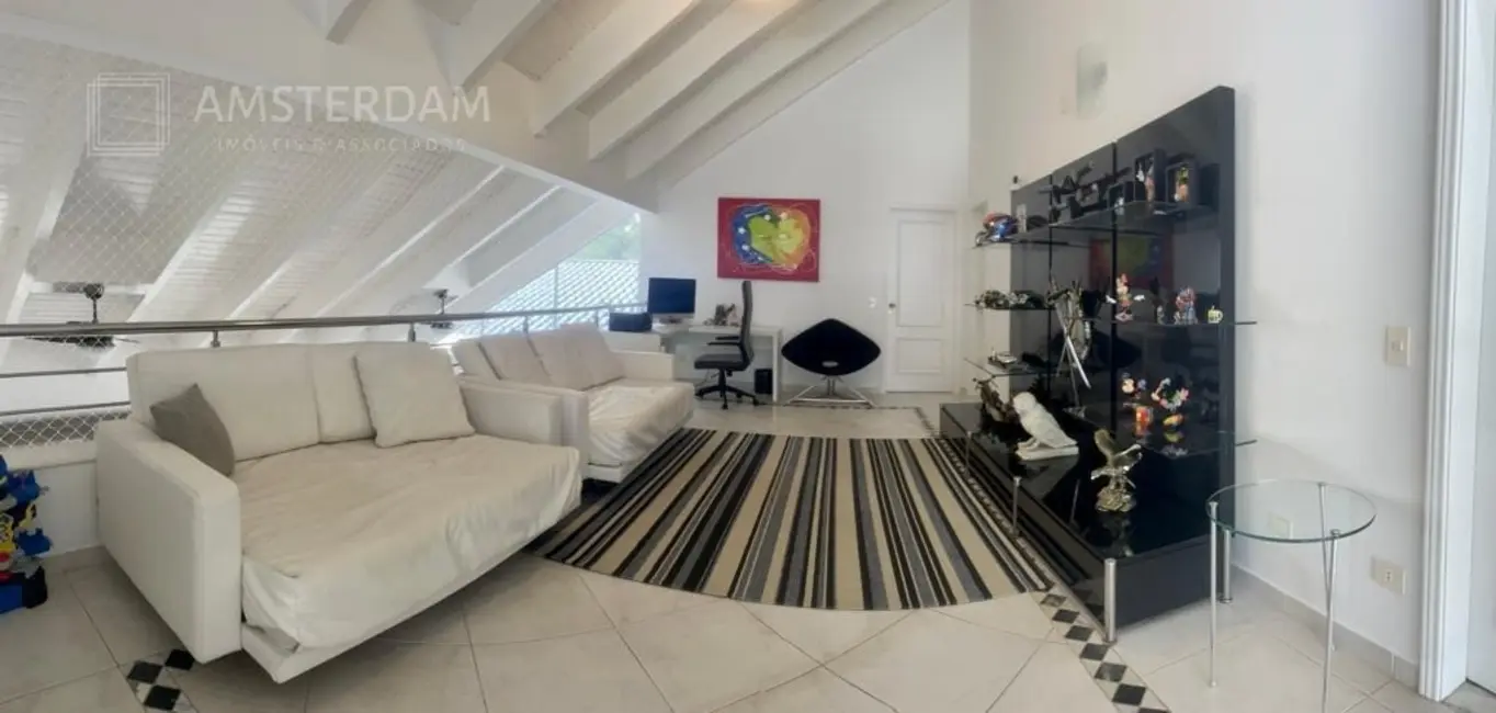 Casa de Condomínio com 5 quartos à venda, 500m2 em Bertioga - SP - imagem 6 Foto 6 de Casa de Condomínio com 5 quartos à venda, 500m2 em Bertioga - SP