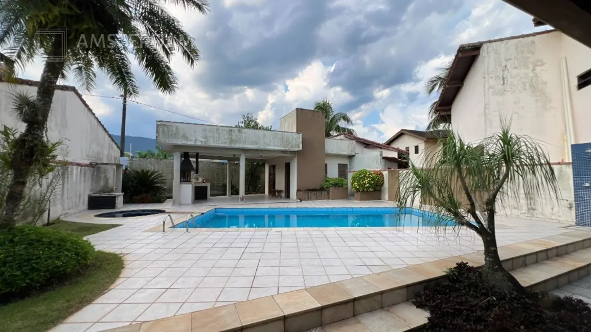 Casa de Condomínio com 5 quartos à venda, 298m2 em Bertioga - SP - imagem 1 Foto 1 de Casa de Condomínio com 5 quartos à venda, 298m2 em Bertioga - SP