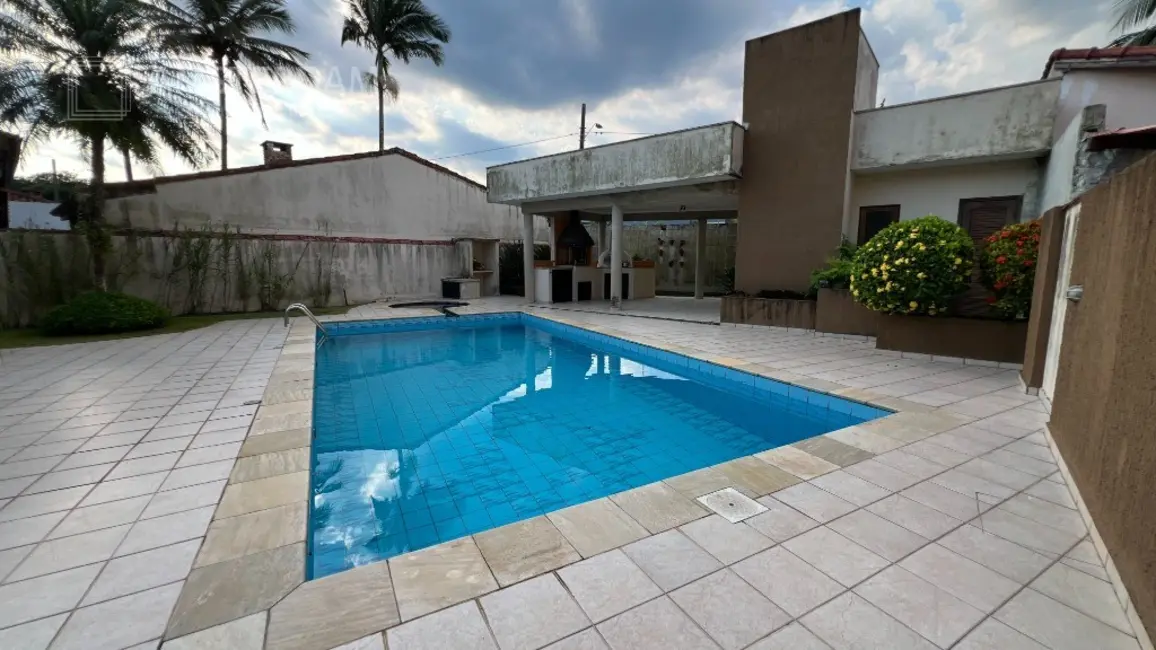 Casa de Condomínio com 5 quartos à venda, 298m2 em Bertioga - SP - imagem 2 Foto 2 de Casa de Condomínio com 5 quartos à venda, 298m2 em Bertioga - SP