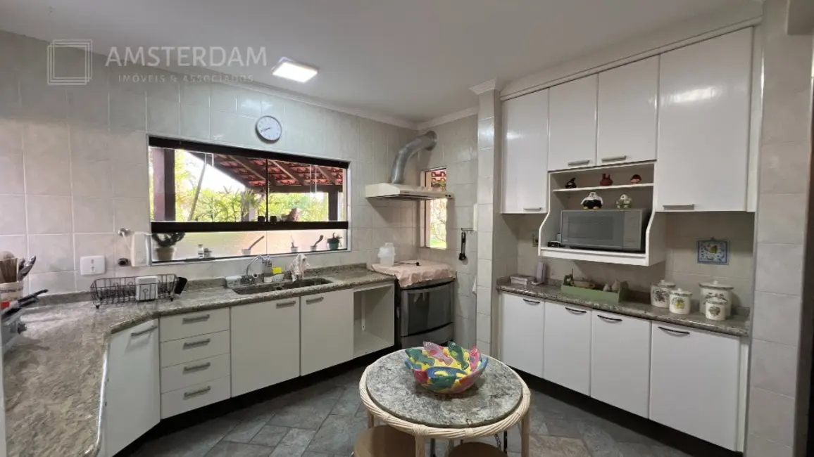 Casa de Condomínio com 5 quartos à venda, 298m2 em Bertioga - SP - imagem 7 Foto 7 de Casa de Condomínio com 5 quartos à venda, 298m2 em Bertioga - SP