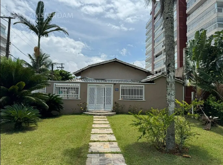 Casa com 2 quartos à venda, 83m2 em Bertioga - SP - imagem 1 Foto 1 de Casa com 2 quartos à venda, 83m2 em Bertioga - SP