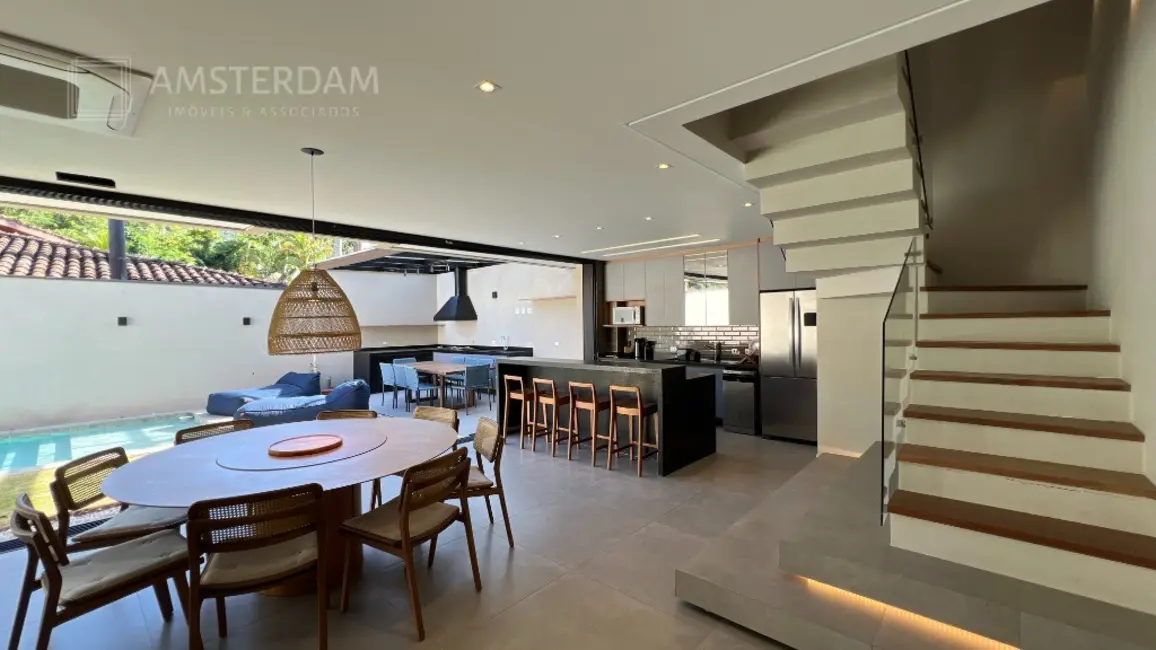 Foto 4 de Casa de Condomínio com 4 quartos à venda, 220m2 em Sao Sebastiao - SP