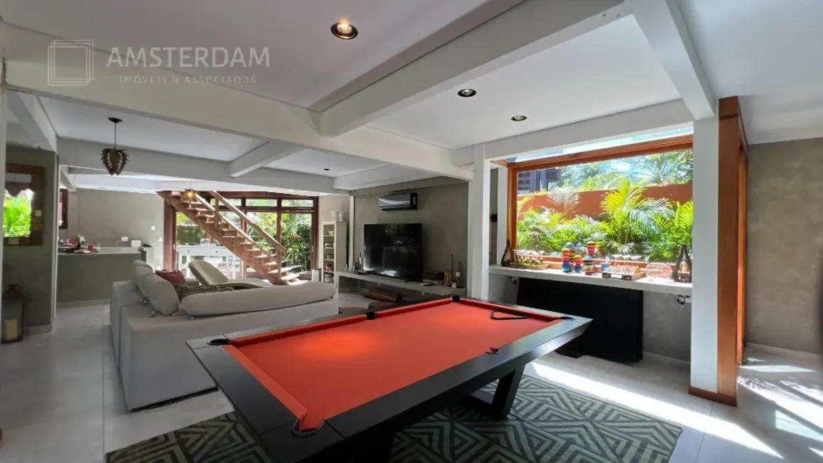 Foto 8 de Casa de Condomínio com 4 quartos à venda, 270m2 em Sao Sebastiao - SP