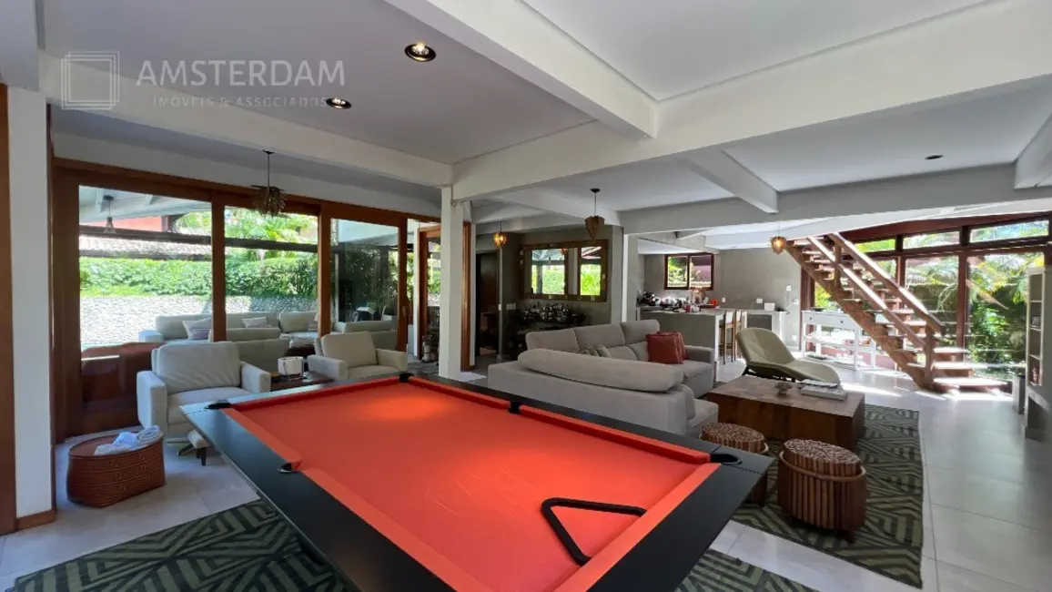 Foto 9 de Casa de Condomínio com 4 quartos à venda, 270m2 em Sao Sebastiao - SP