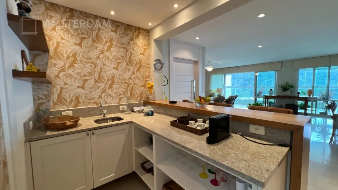 Foto 6 de Apartamento com 4 quartos à venda, 289m2 em Bertioga - SP