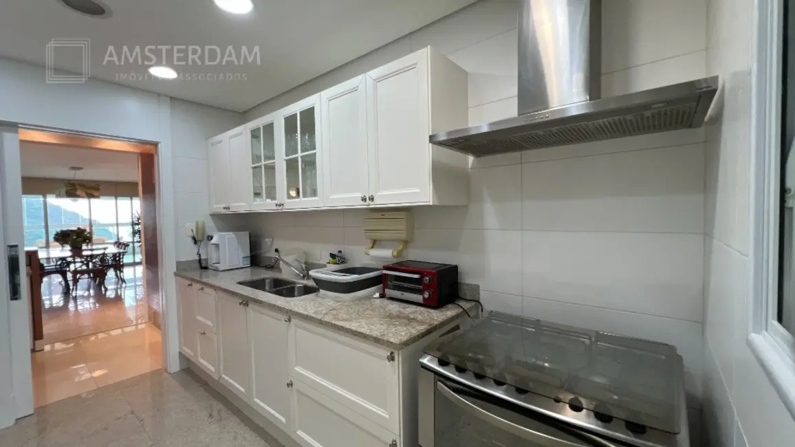 Foto 2 de Apartamento com 4 quartos à venda, 289m2 em Bertioga - SP