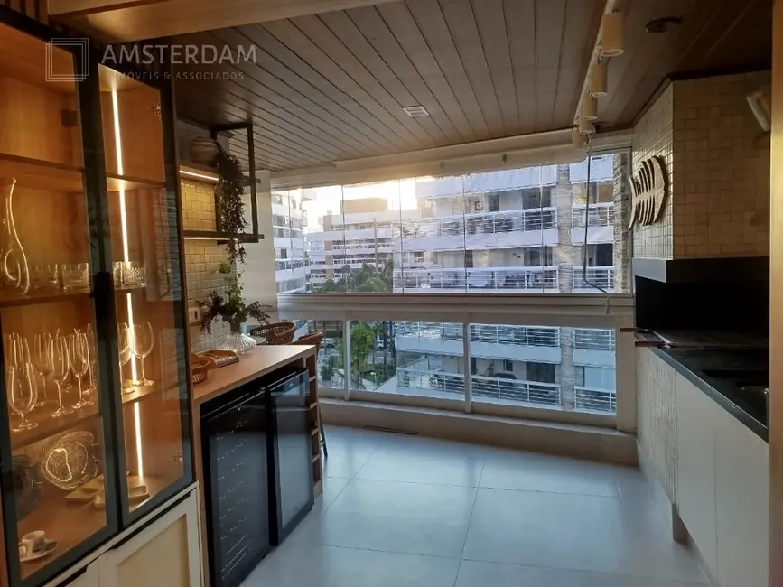 Foto 2 de Apartamento com 4 quartos à venda, 122m2 em Bertioga - SP