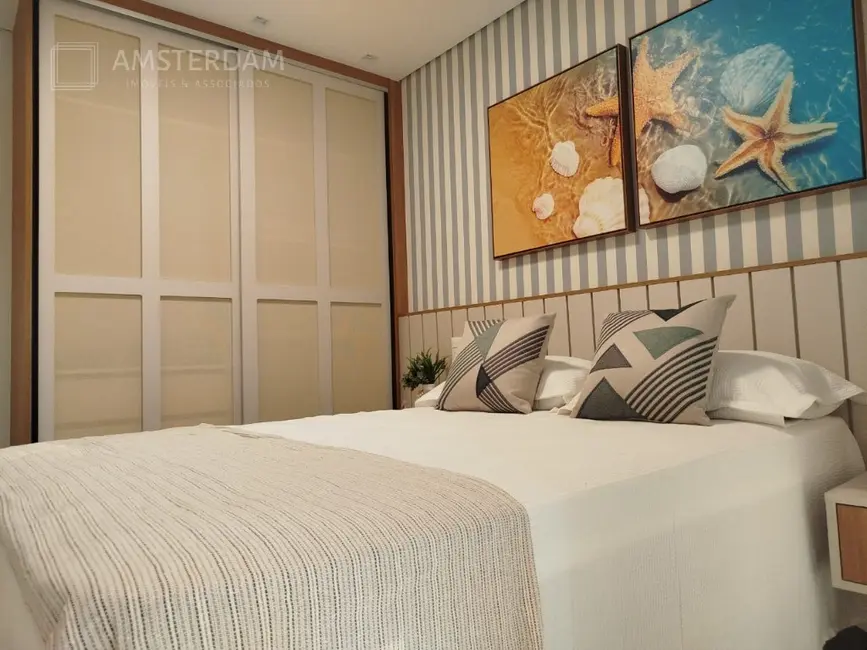 Foto 8 de Apartamento com 4 quartos à venda, 122m2 em Bertioga - SP