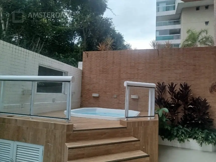 Foto 3 de Apartamento com 5 quartos à venda, 207m2 em Bertioga - SP