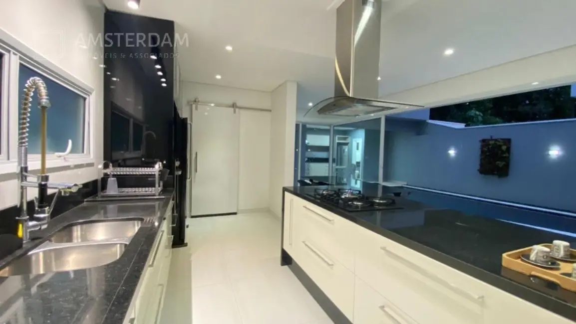 Foto 5 de Casa de Condomínio com 5 quartos à venda, 367m2 em Bertioga - SP