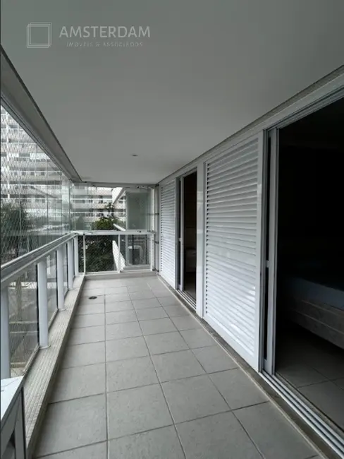 Foto 3 de Apartamento com 4 quartos à venda, 132m2 em Bertioga - SP