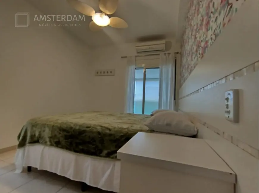 Foto 9 de Apartamento com 3 quartos à venda, 126m2 em Bertioga - SP