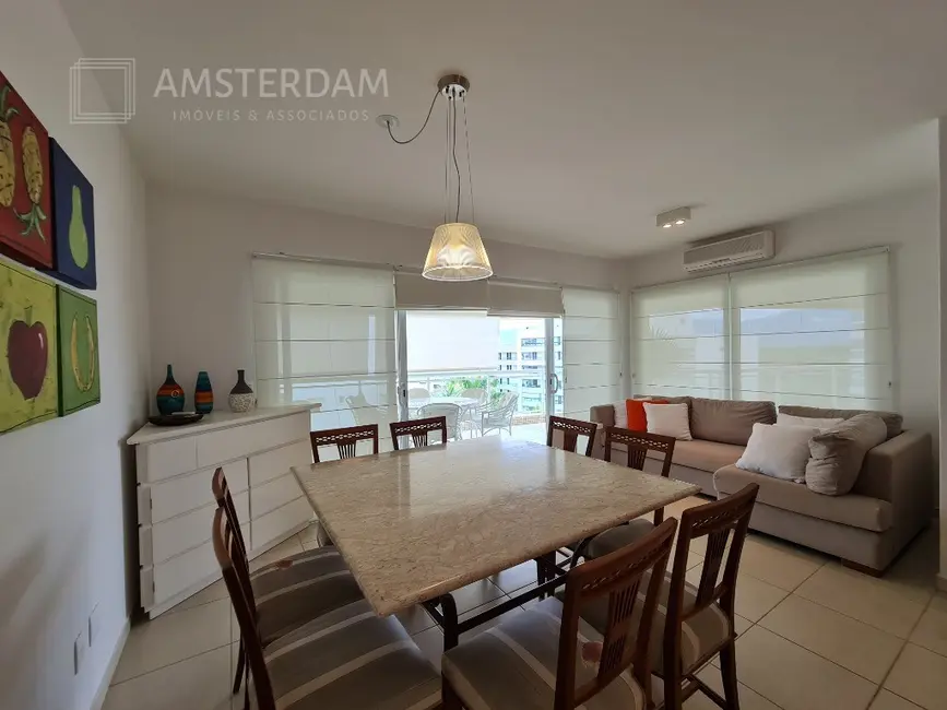 Foto 8 de Apartamento com 4 quartos à venda, 186m2 em Bertioga - SP