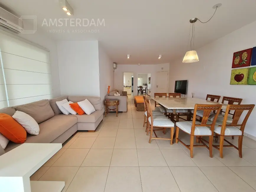 Foto 9 de Apartamento com 4 quartos à venda, 186m2 em Bertioga - SP