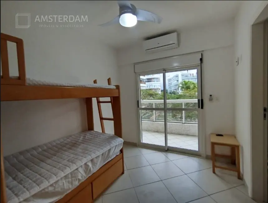 Foto 4 de Apartamento com 4 quartos à venda, 126m2 em Bertioga - SP