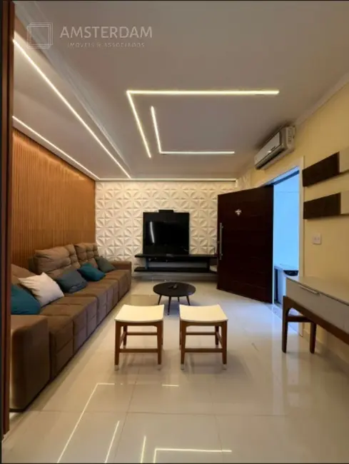 Foto 4 de Casa com 4 quartos para alugar, 227m2 em Bertioga - SP