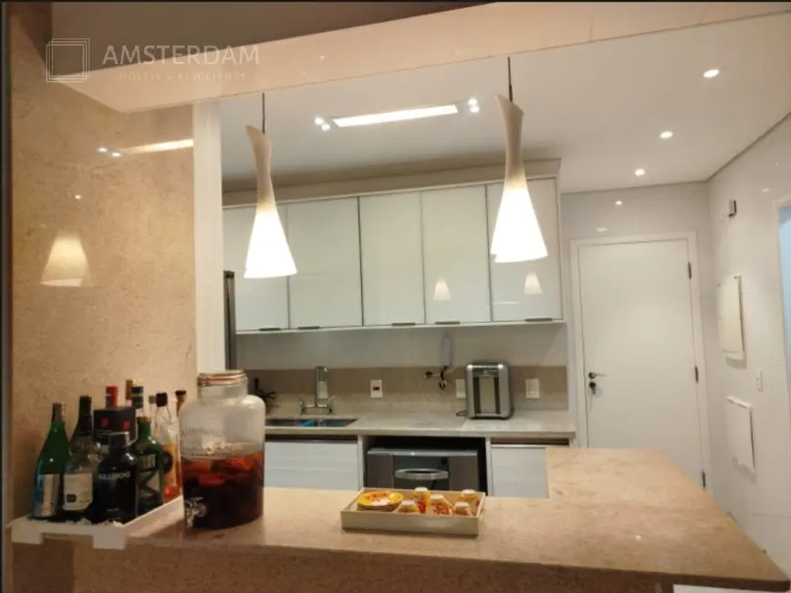 Foto 9 de Apartamento com 4 quartos à venda, 202m2 em Bertioga - SP