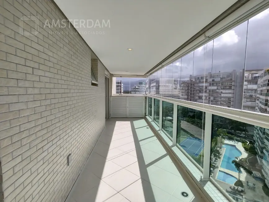 Foto 7 de Apartamento com 4 quartos à venda, 190m2 em Bertioga - SP