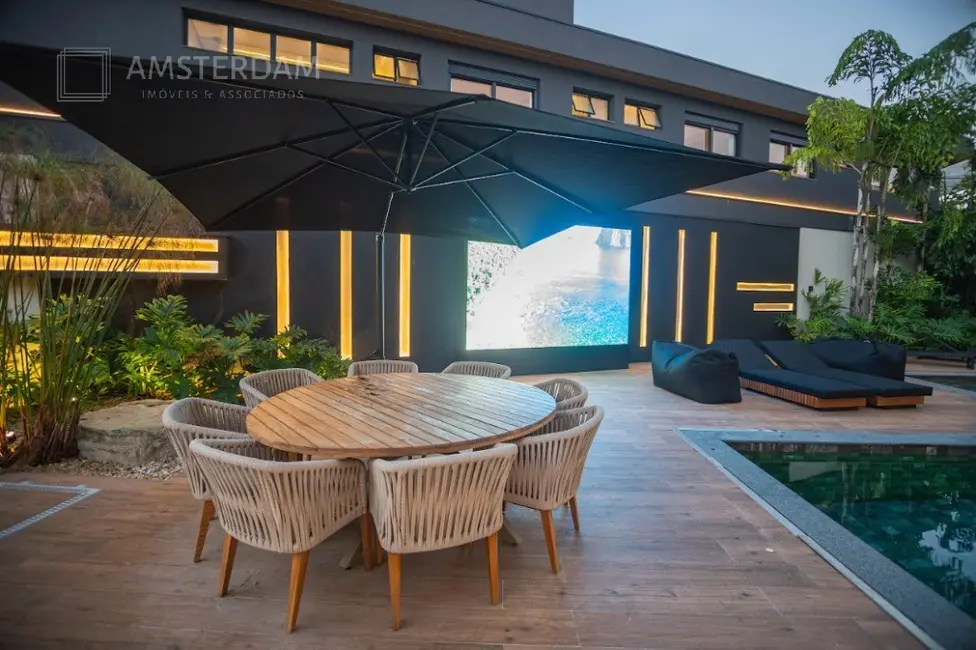 Casa de Condomínio com 7 quartos à venda, 1389m2 em Bertioga - SP - imagem 8 Foto 8 de Casa de Condomínio com 7 quartos à venda, 1389m2 em Bertioga - SP