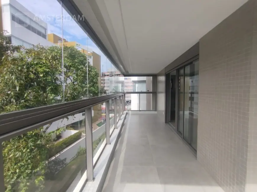 Apartamento com 4 quartos à venda, 160m2 em Bertioga - SP - imagem 3 Foto 3 de Apartamento com 4 quartos à venda, 160m2 em Bertioga - SP