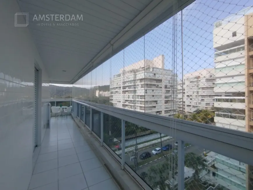 Foto 5 de Apartamento com 3 quartos à venda, 98m2 em Bertioga - SP