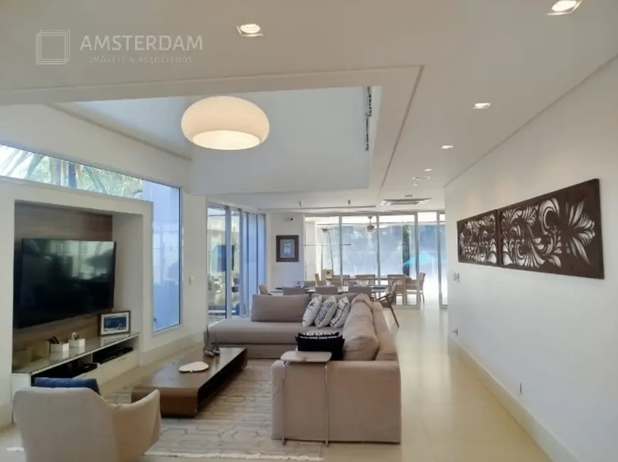 Foto 2 de Casa de Condomínio com 7 quartos à venda, 476m2 em Bertioga - SP