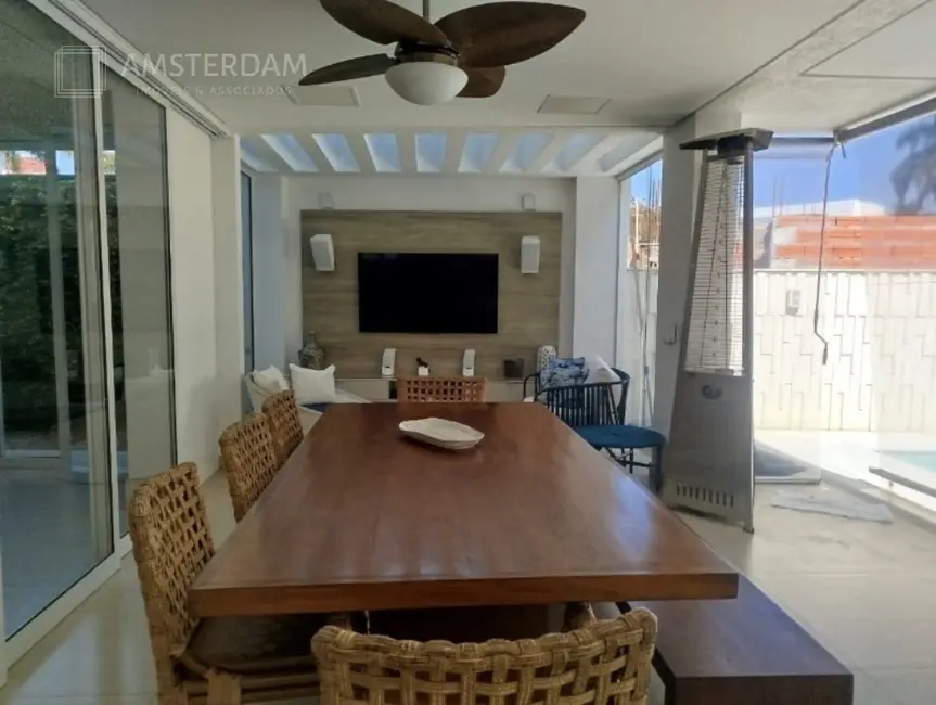 Foto 4 de Casa de Condomínio com 7 quartos à venda, 476m2 em Bertioga - SP