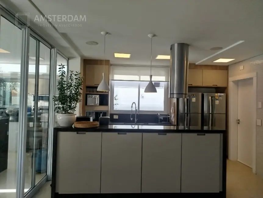 Foto 8 de Casa de Condomínio com 7 quartos à venda, 476m2 em Bertioga - SP