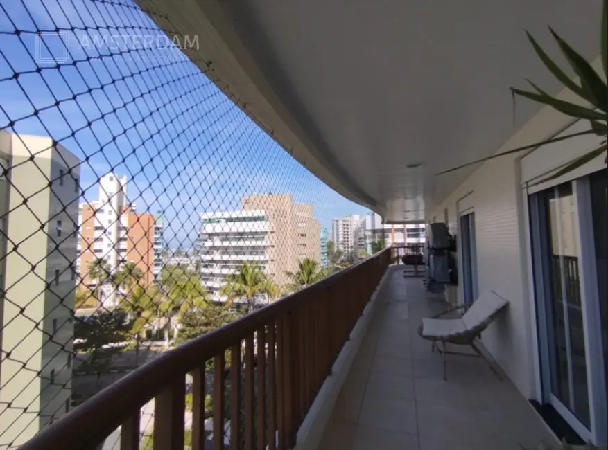 Foto 6 de Apartamento com 4 quartos à venda, 228m2 em Bertioga - SP