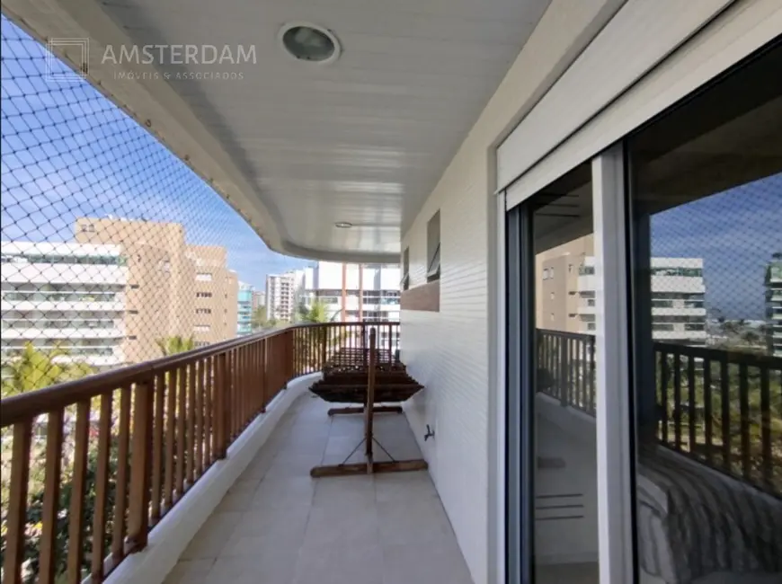 Foto 5 de Apartamento com 4 quartos à venda, 228m2 em Bertioga - SP