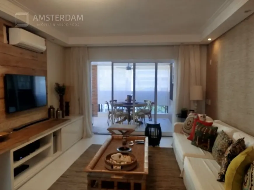 Foto 1 de Apartamento com 4 quartos à venda, 228m2 em Bertioga - SP