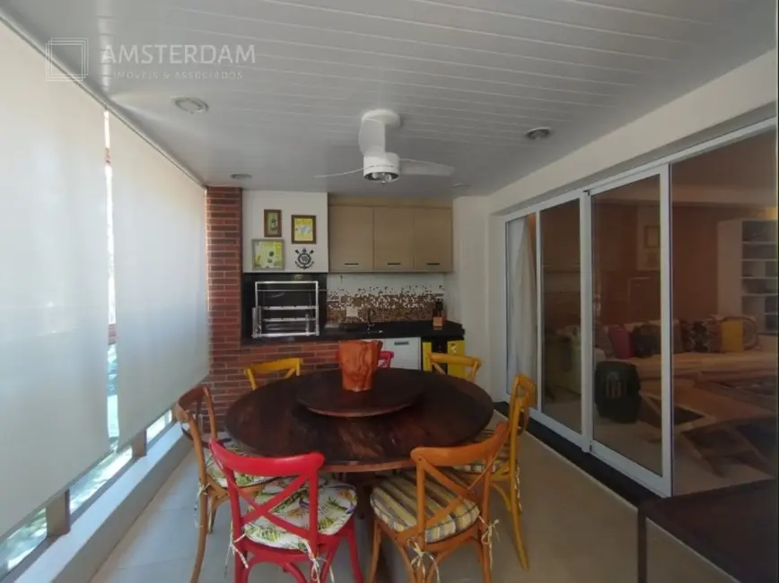 Foto 2 de Apartamento com 4 quartos à venda, 228m2 em Bertioga - SP