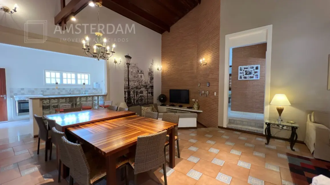 Foto 4 de Casa de Condomínio com 4 quartos para alugar, 350m2 em Bertioga - SP