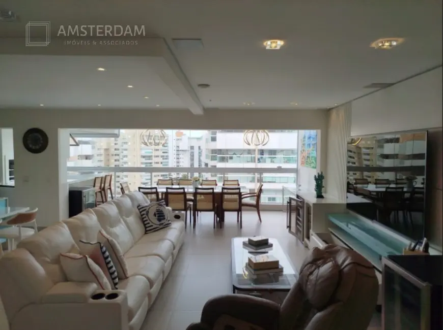 Foto 3 de Apartamento com 4 quartos à venda, 160m2 em Bertioga - SP